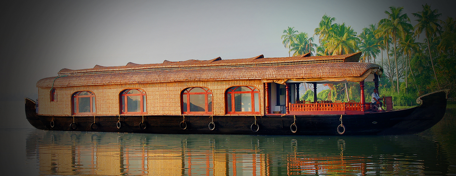 Alleppey Beach Paradise Houseboats